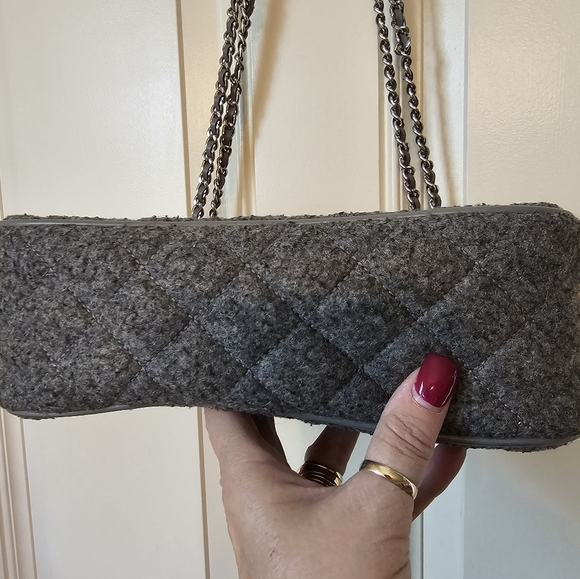 Michael Kors•Sloan Quilted Wool Blend Shoulder Bag 🍂🍁 - Picture 7 of 11